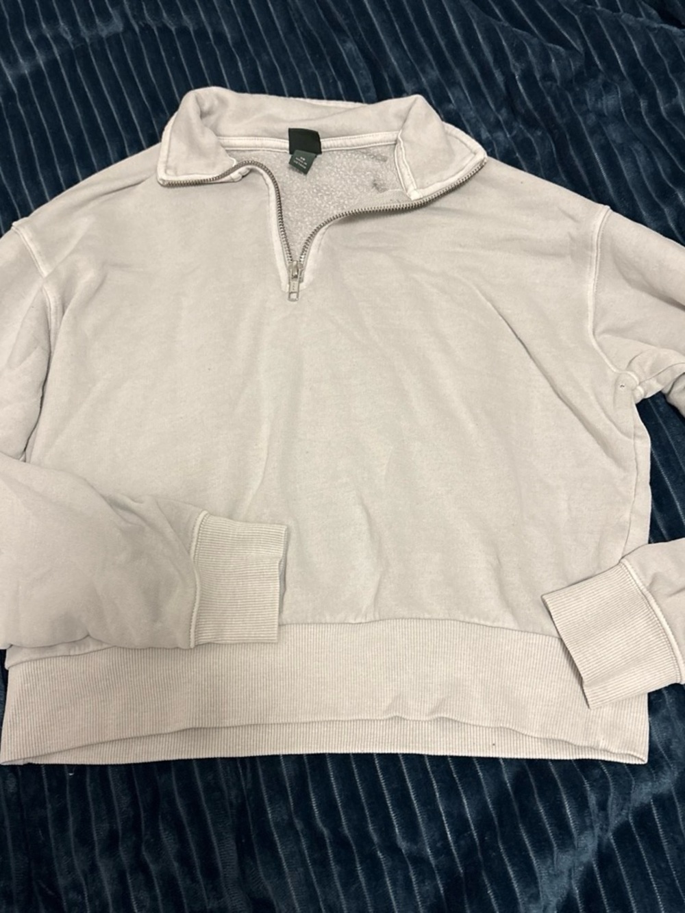 wild fable Women's Quarter-Zip V-Neck Pullover Sweater in Light Gray